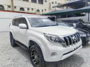 Toyota Land Cruiser Prado 2017 White