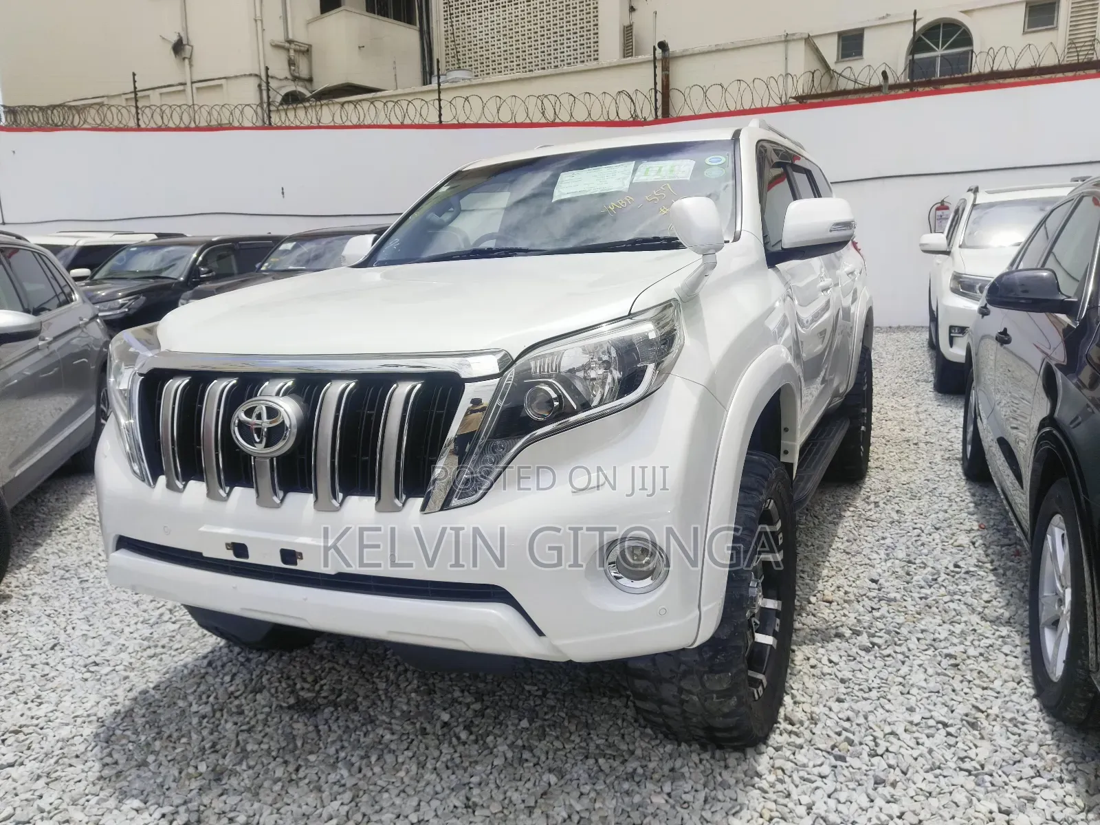 Toyota Land Cruiser Prado 2017 White