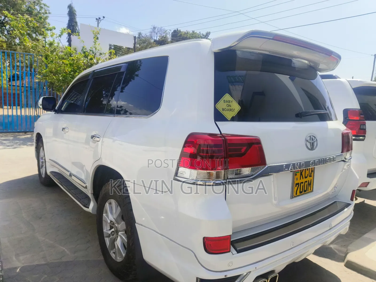 Toyota Land Cruiser Prado 2013 White
