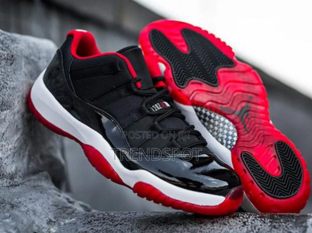 Air Jordan 11 'Bred ' Low Sizes 38_45 - main view