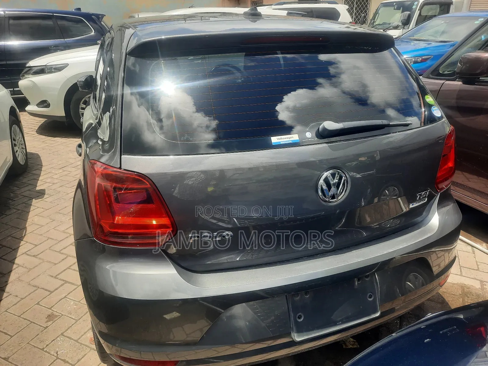 Volkswagen Polo 2018 Gray
