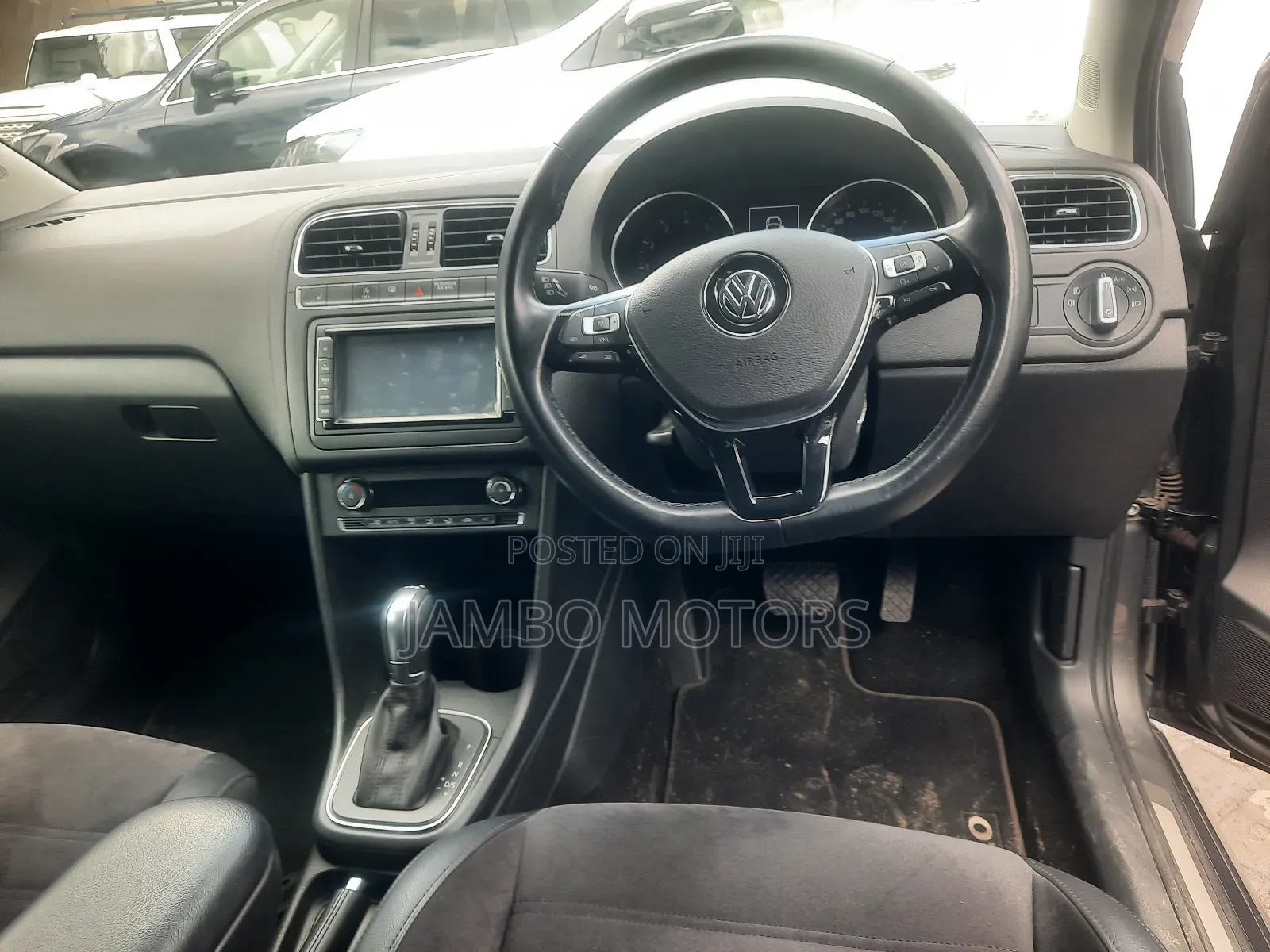 Volkswagen Polo 2018 Gray