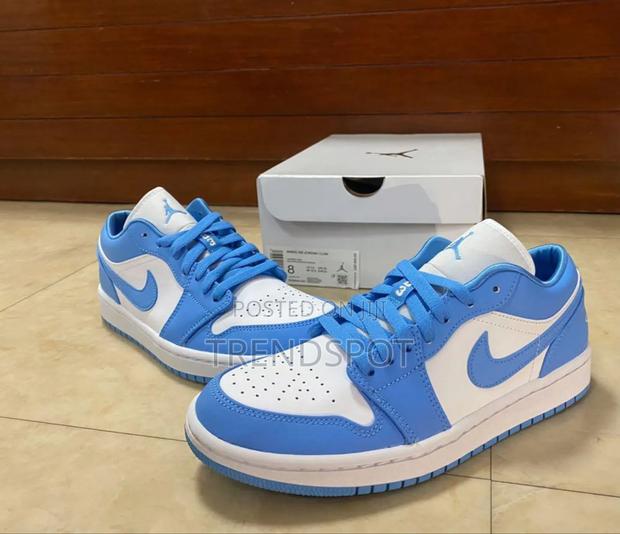 Air Jordan 1 Low "UNC" Sizes 38_45 - main view