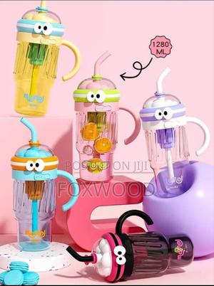 Ice-Cream Cup/Milkshake Cup With Straw - thumbnail 2