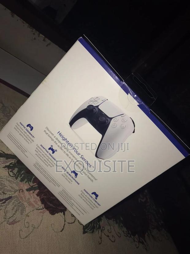 Original Brand New Playstation 5 Controller - thumbnail 4