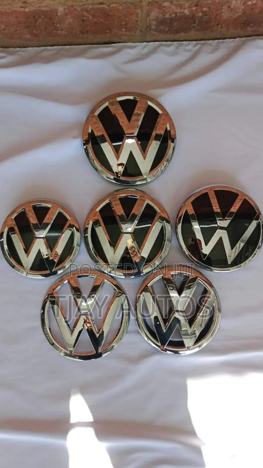 Volkswagen Front Grille Logo for Golf, Passat,Touareg,Tiguan