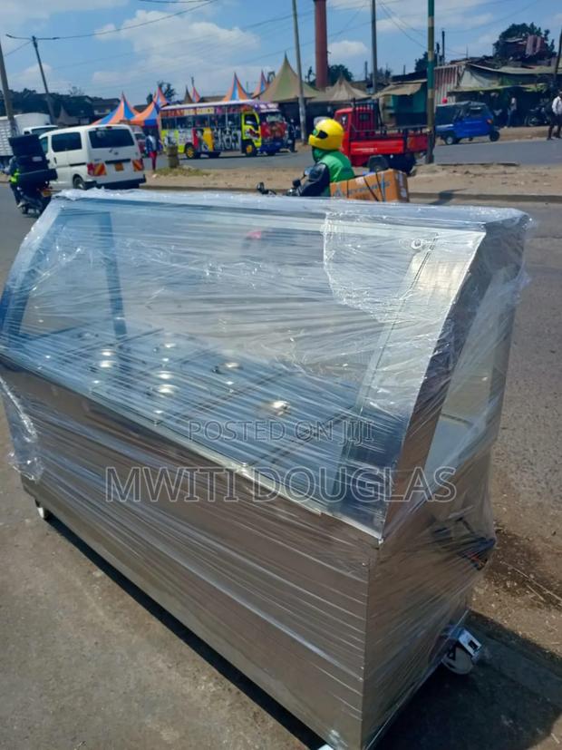 Most Palatial Modern Food Warmer Display