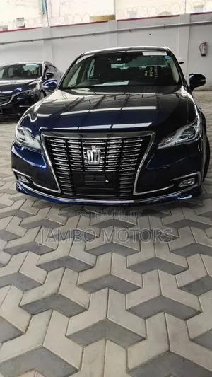 Toyota Crown 2017 Blue