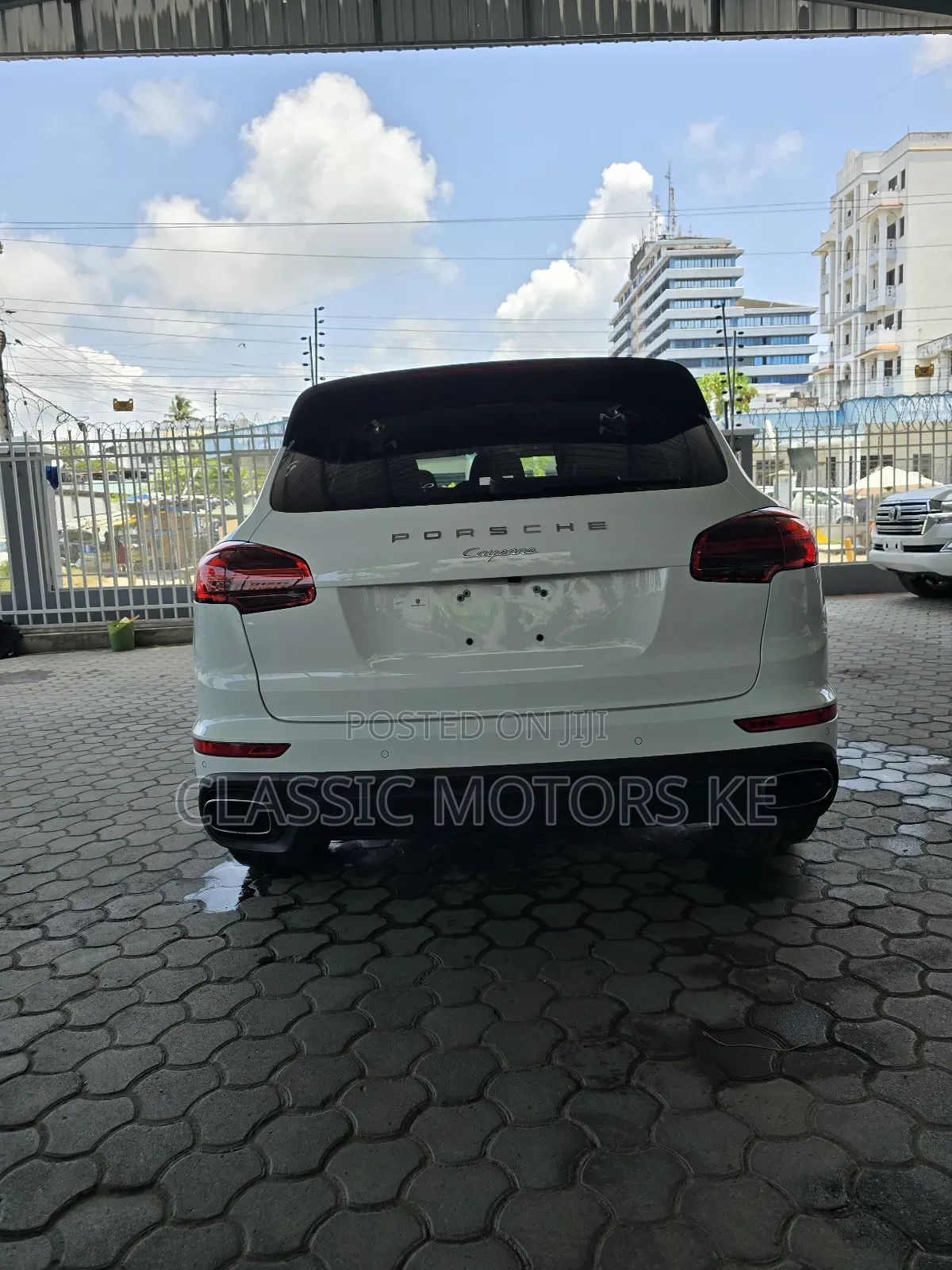 Porsche Cayenne Platinum Edition AWD 2018 White