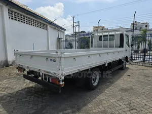 HINO DUTRO, 2017, 3 Ton, Manual Diesel