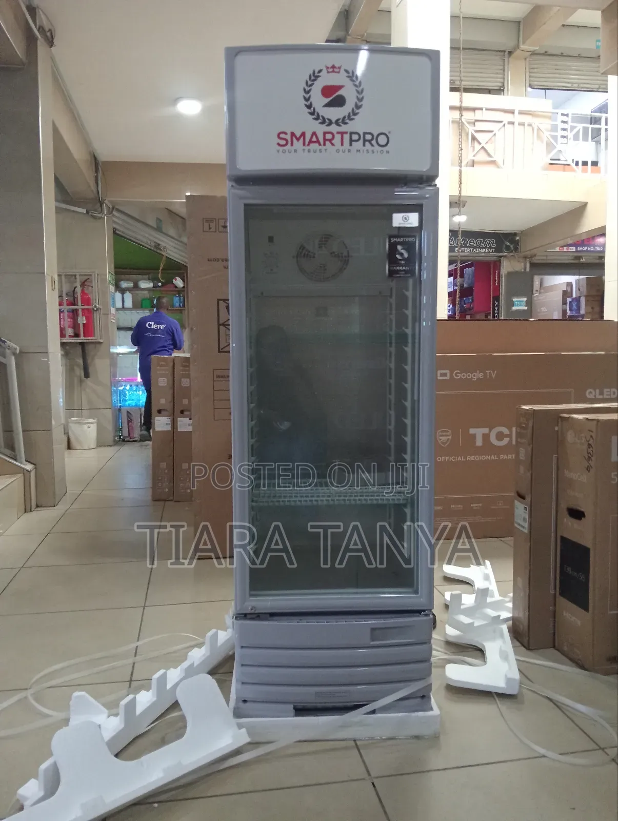 209 Litres Smart Pro Showcase Fridge