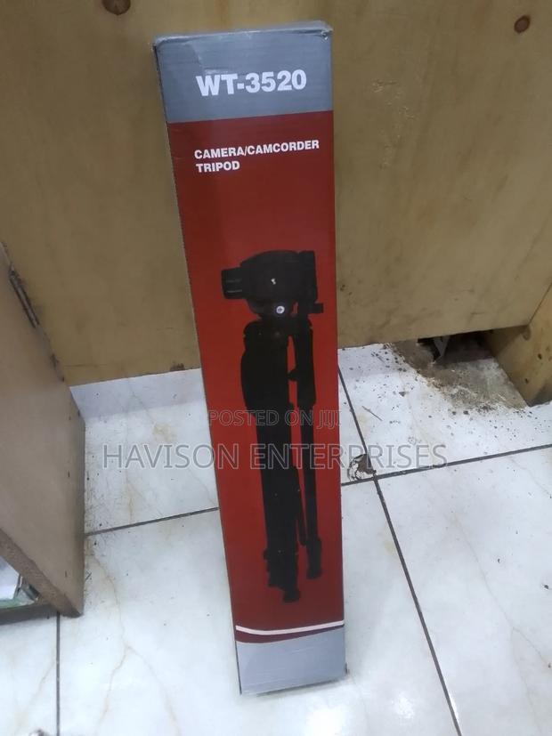 Camera/Tripod Stand