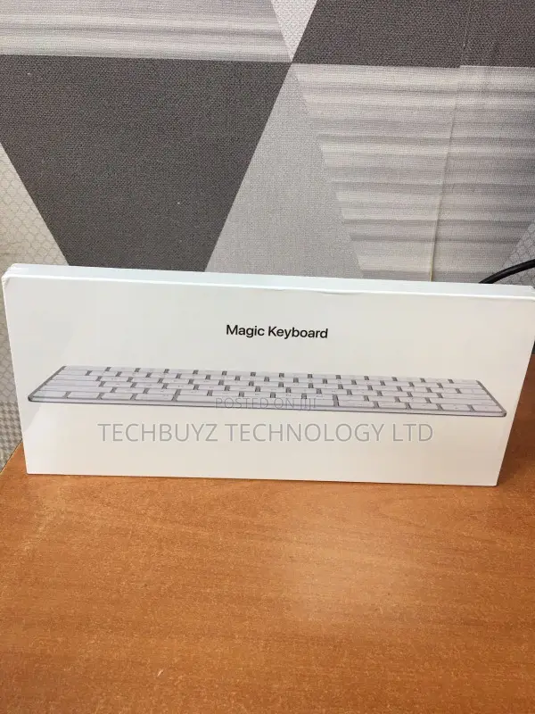 Apple Magic Keyboard - British English - Mla22b/A