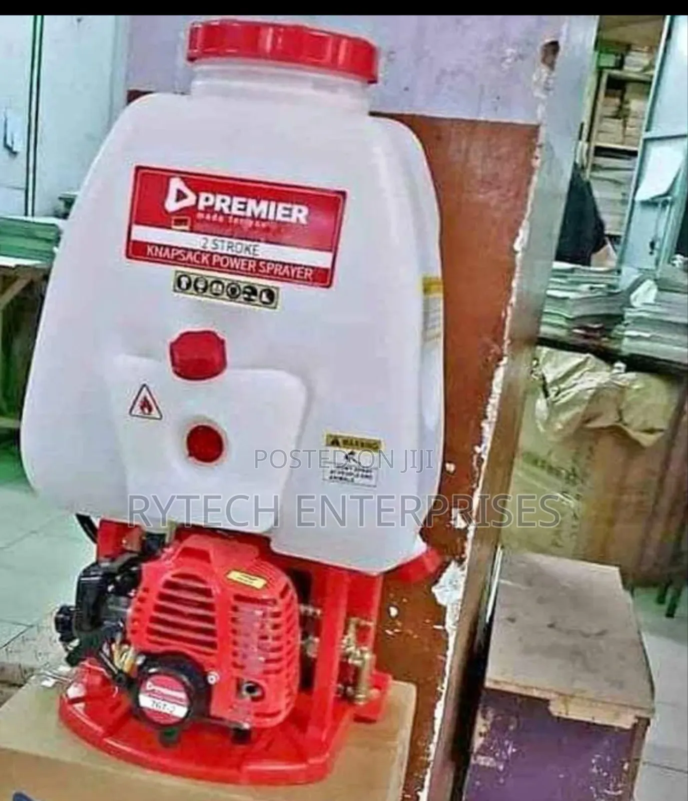 Engine Knapsack/4 Stroke Sprayer