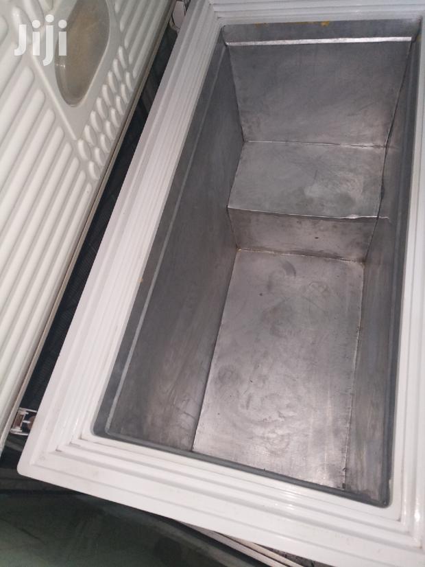 Chest Deep Freezer - thumbnail 3