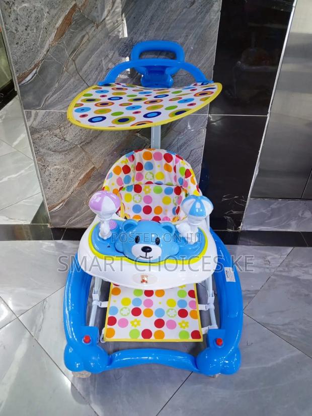 2in 1 Baby Walker 
Easy to Change From Walker to Rocker - thumbnail 4