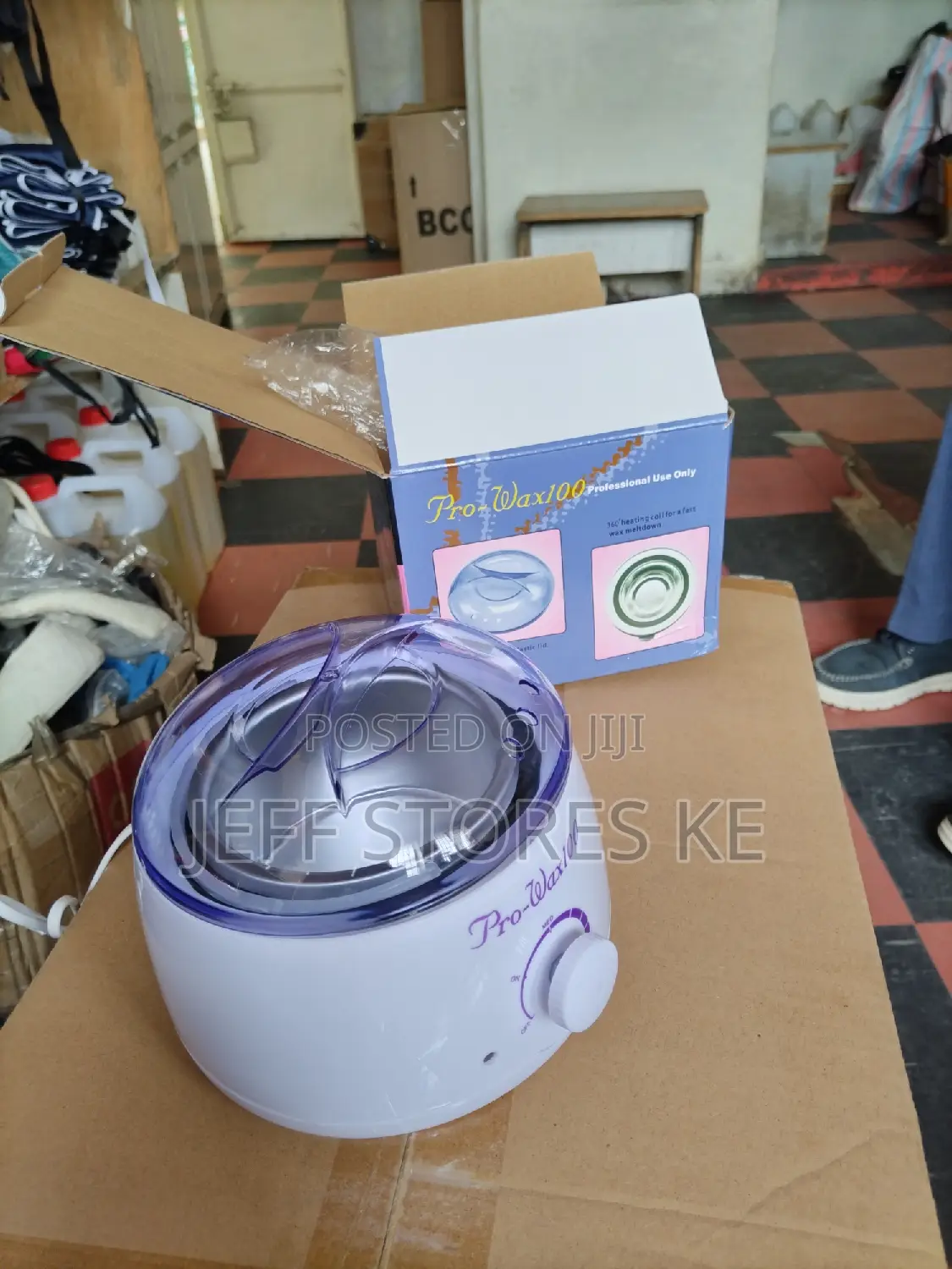 A Professional Pro Wax Heater
