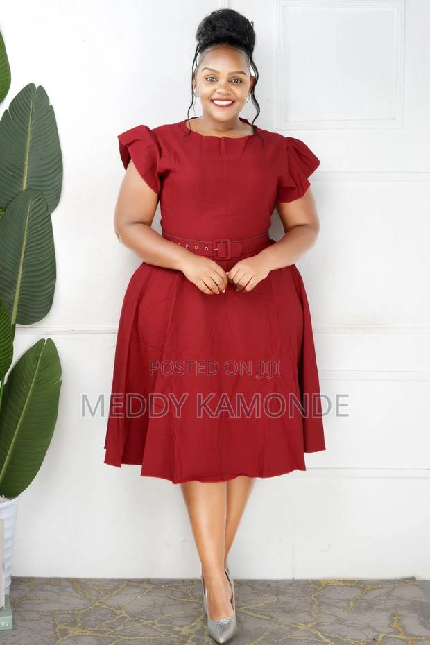 Cute Skater Dress With Pockets - thumbnail 3
