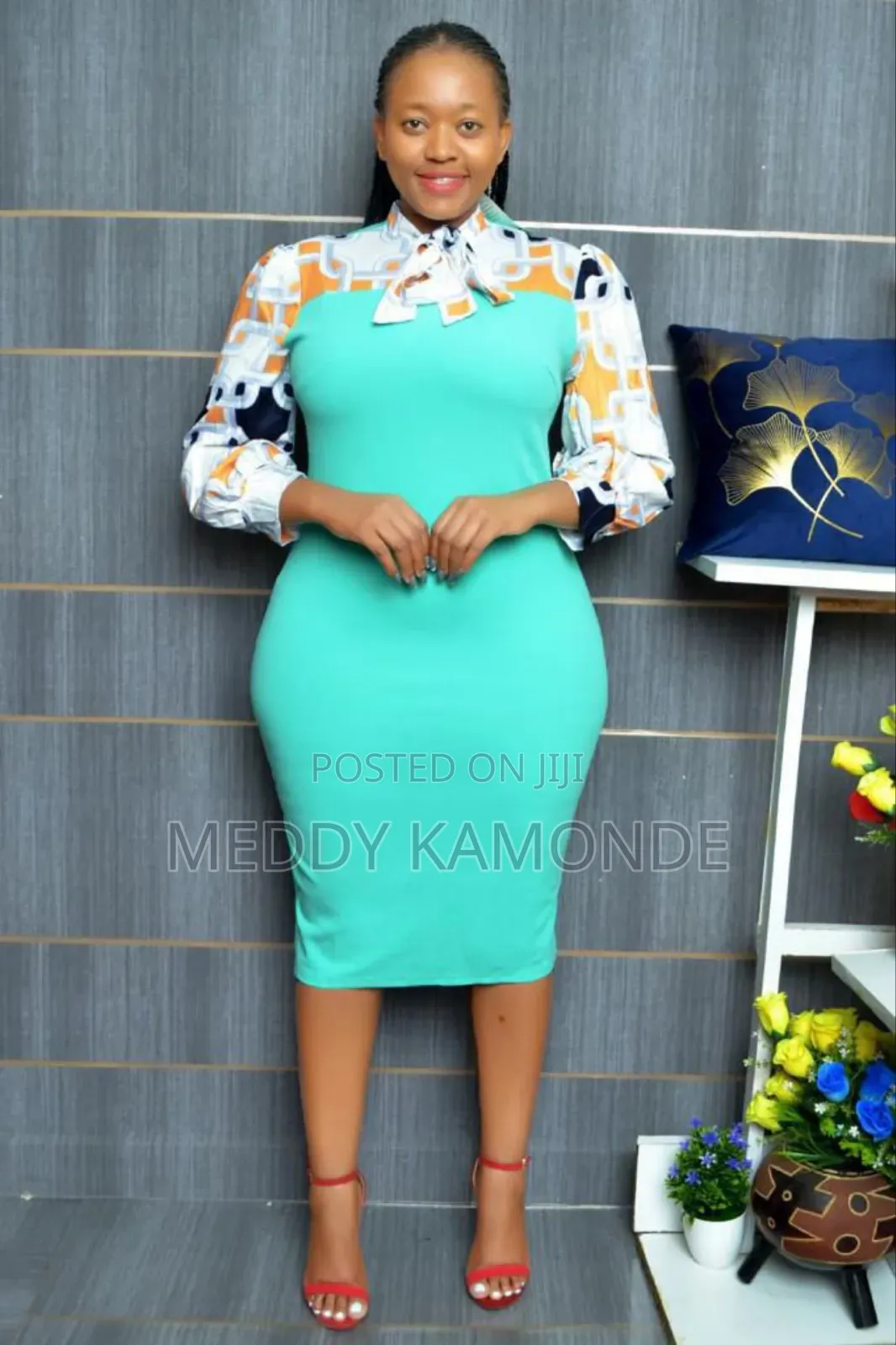 Bodycon Dress With Floralpart