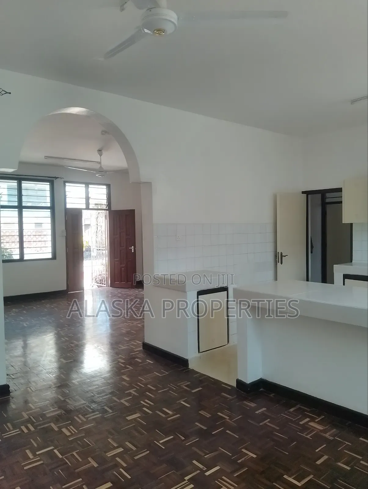 4bdrm Villa in Nyali Estate for rent