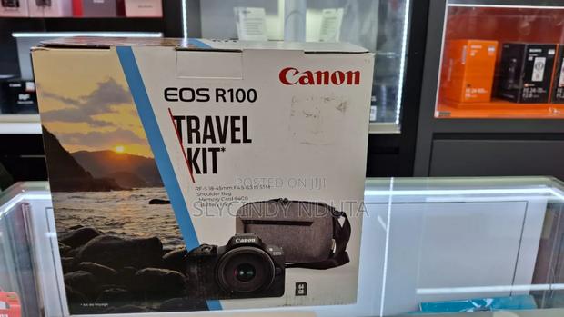 Canon EOS R100 Travel Kit - main view