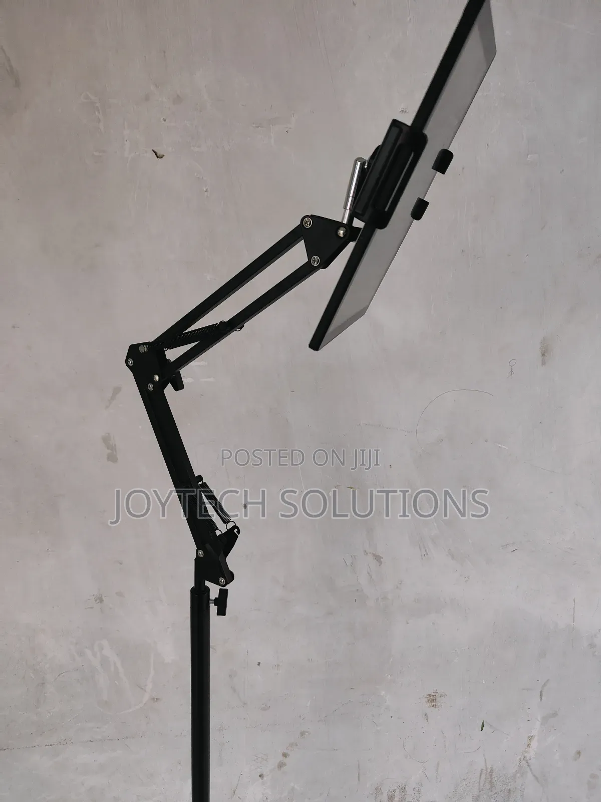 T2 Tablet Stand Holder Can Grip the Tablet and Phone