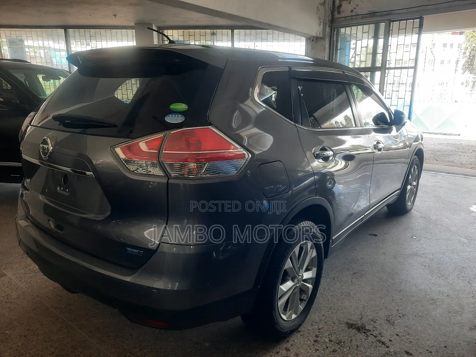 Nissan X-Trail 2.0 Petrol FWD 2016 Gray
