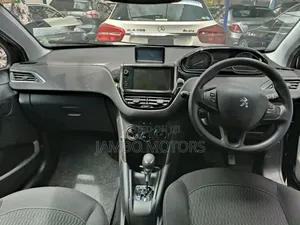 Peugeot 208 2018 Purple