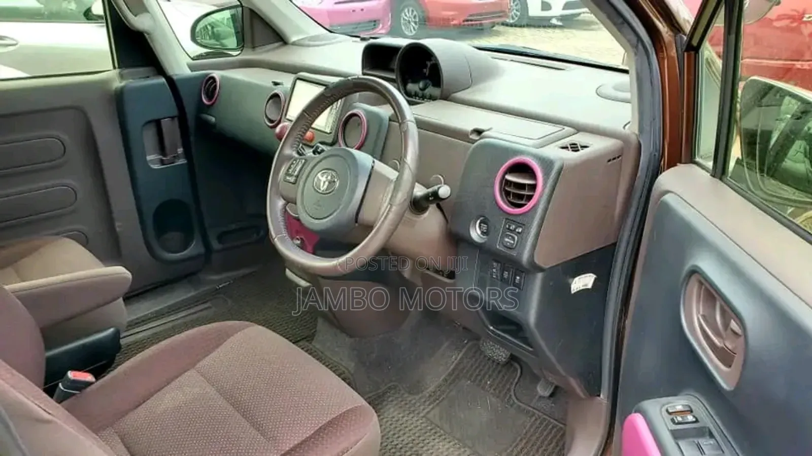 Toyota Spade 1.5 2018 Brown
