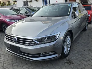 Volkswagen Passat 2017 Silver