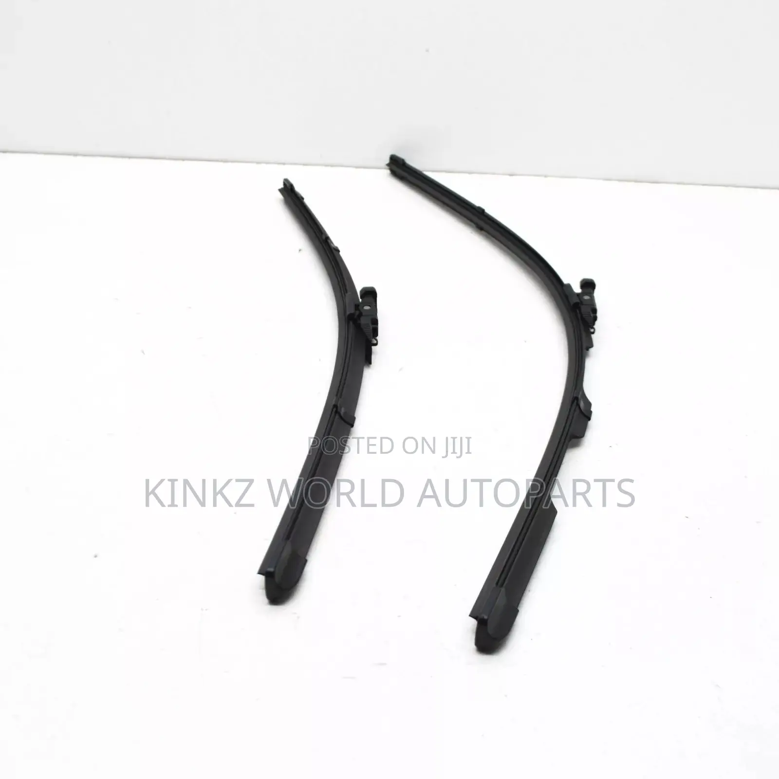 BMW Front Wiper Blade Set for G20 3 Series 61619478361