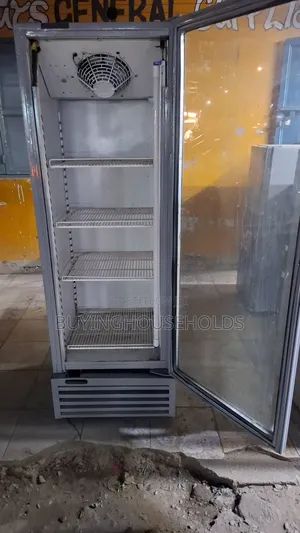 Ramtons 300l Showcase Display Fridge