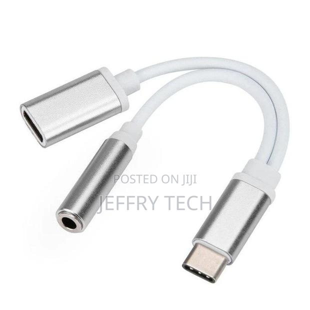 Type C Mobile Pro Hub Adapter With USB C Charging 3.5mm Head - main view