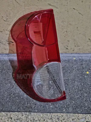 Tailight Lens Nv200