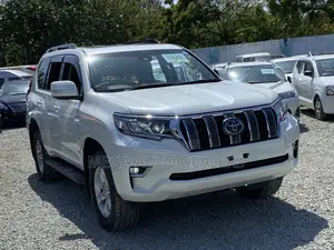 Toyota Land Cruiser Prado 2020 White
