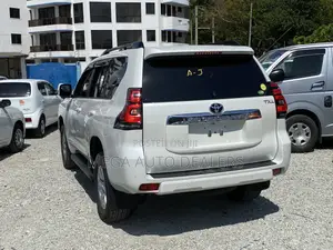 Toyota Land Cruiser Prado 2020 White