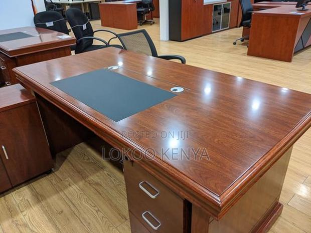 Office Desk: 1.4 Meters Executive Office Desk - thumbnail 6