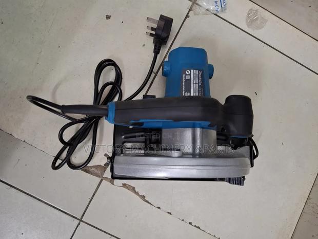 7 Inch Makita Circular Saw Power Tool