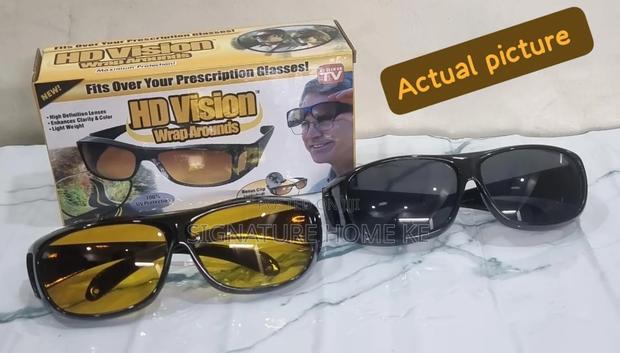2pcs Dark Coloured Anti Glare Night Vision Driver Goggles - main view