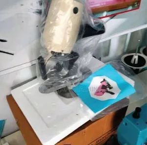 Cloth Cutting Machine ~Heavy Duty