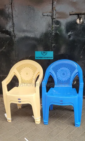 Kenchair Plastic Chairs With Armrest