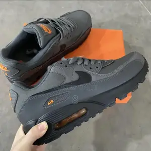 Iconic Air Max 90 in Gray - Perfect for Any Outfit