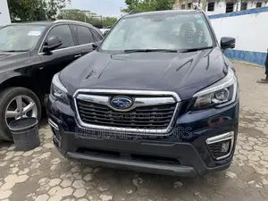 Subaru Forester 2.5i Limited AWD 2018 Blue
