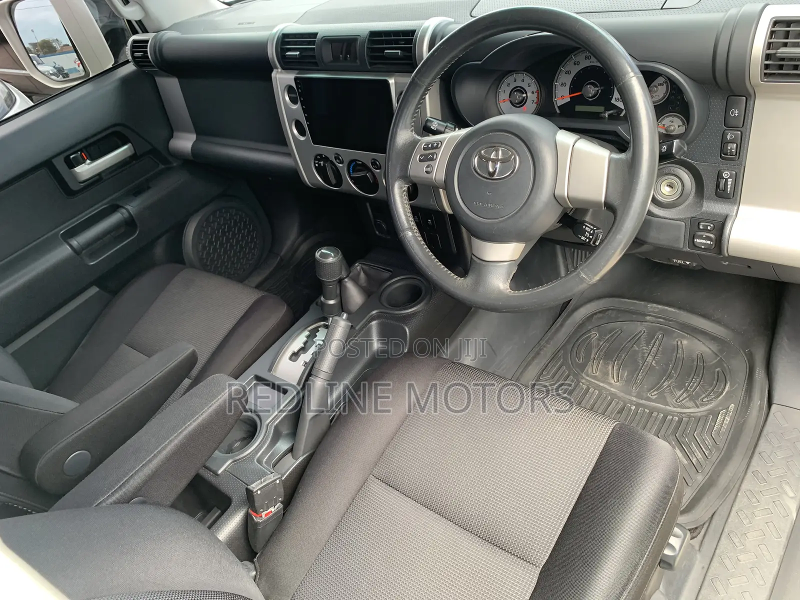 Toyota RAV4 LE 4dr SUV (2.5L 4cyl 6A) 2015 White