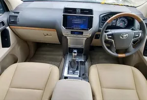 Toyota Land Cruiser Prado 2.8 2019 Gray