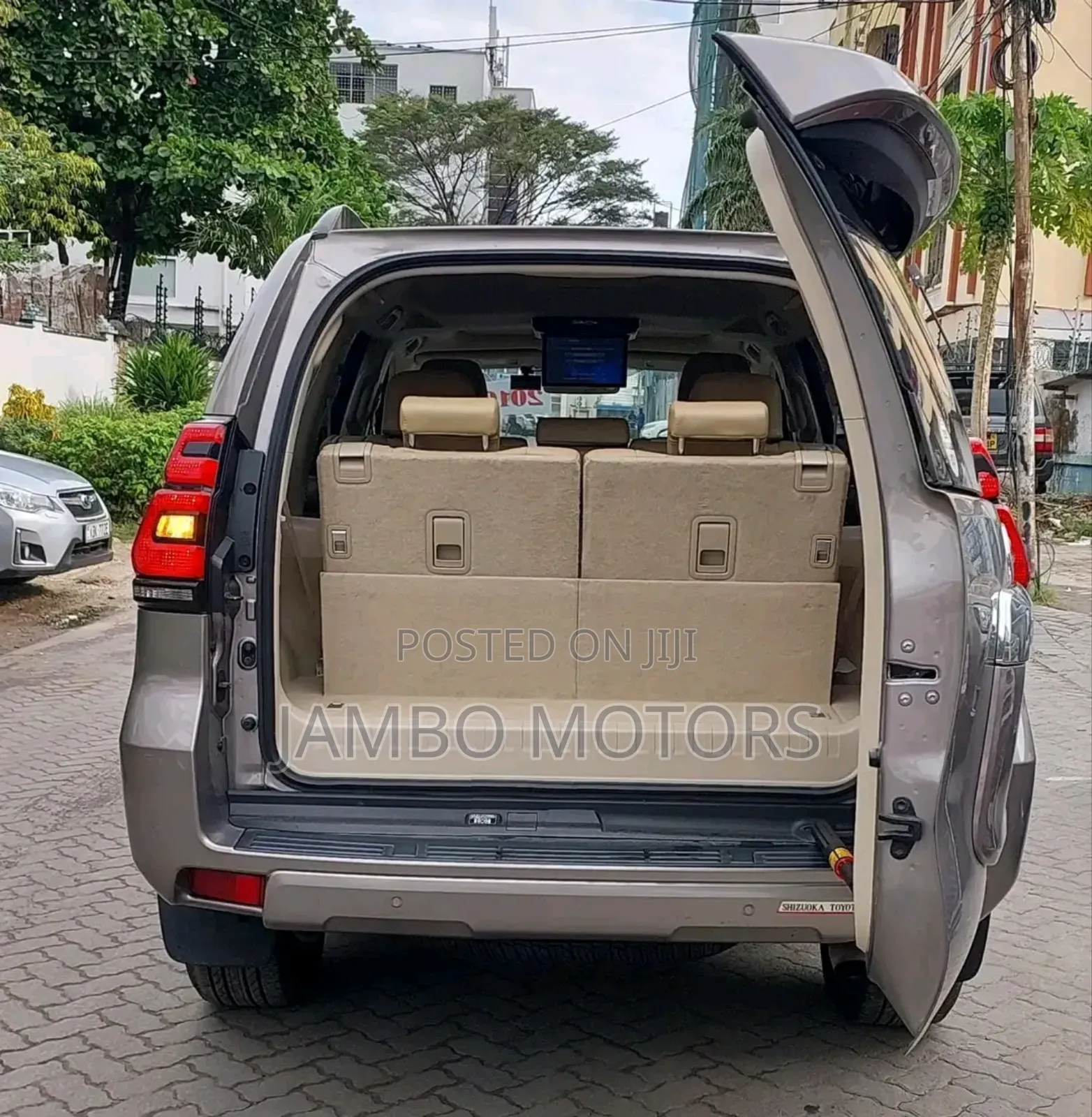 Toyota Land Cruiser Prado 2.8 2019 Gray