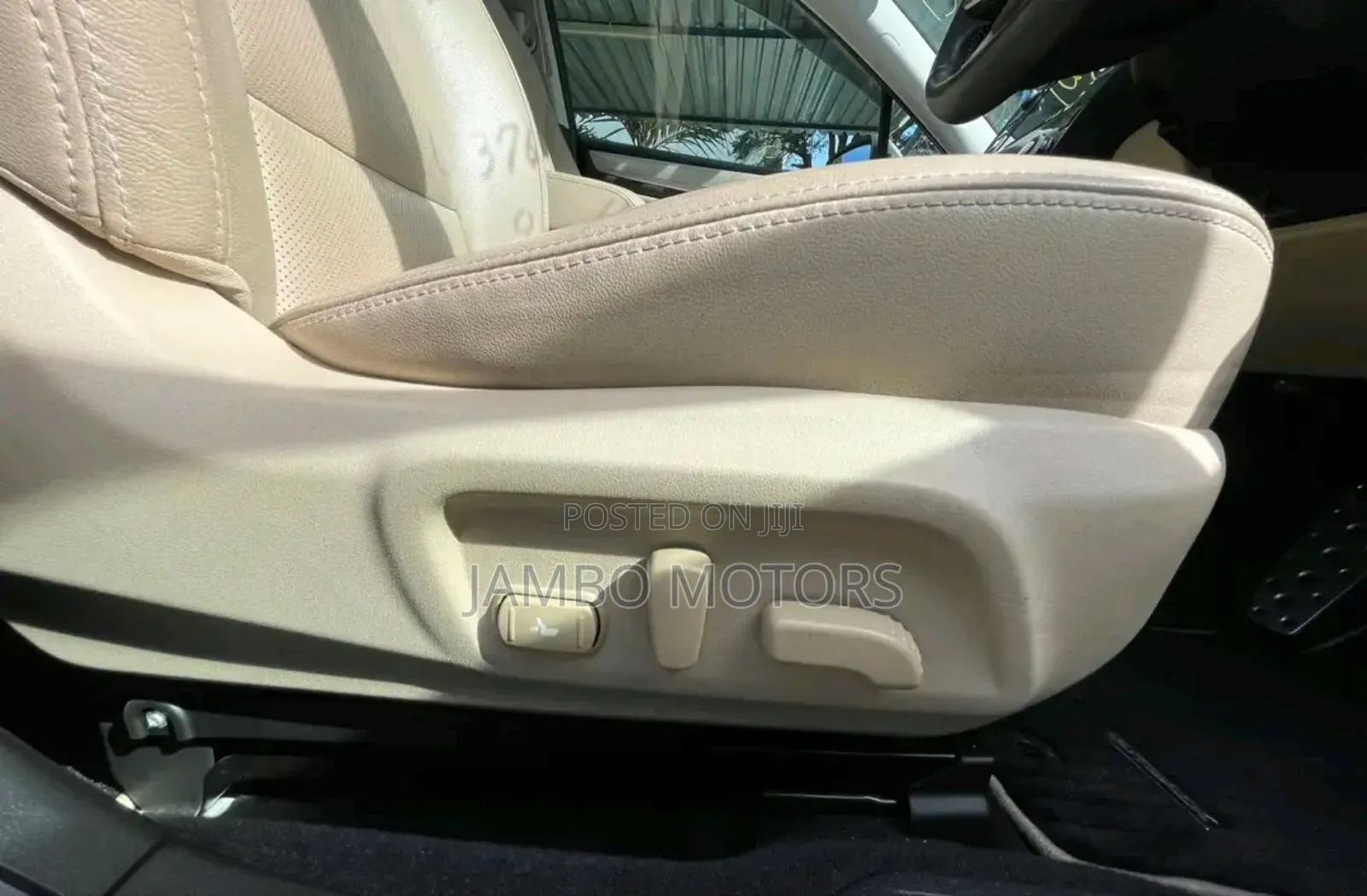 Subaru Outback 2.5i Premium AWD 2018 White