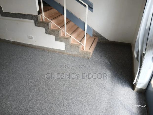 Gray Stairs Carpet - main view