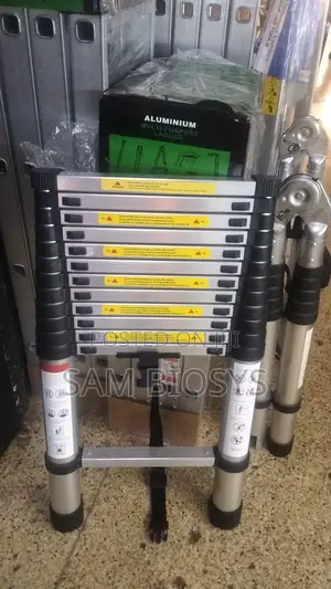 Foldable Ladder 3.8m