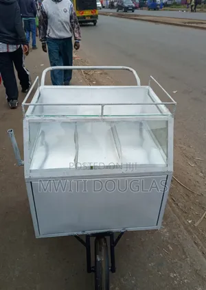 Top Quality Three Partitions Eggs Trolley